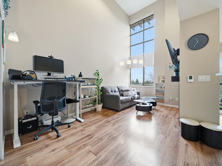 416-10866 City Parkway, Surrey, BC, V3T 5W9 - 2