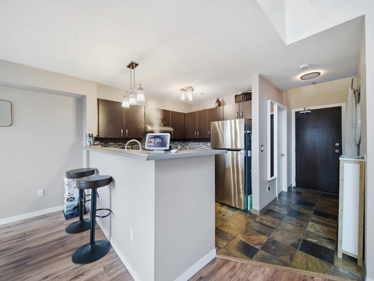 416-10866 City Parkway, Surrey, BC, V3T 5W9 - 11