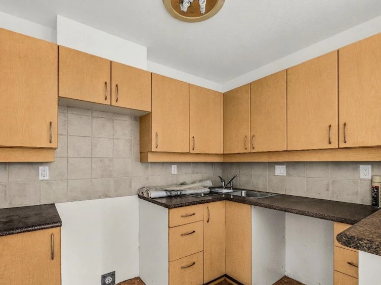 206-3151 Connaught Crescent, North Vancouver, BC, V7R 4X6 - 8