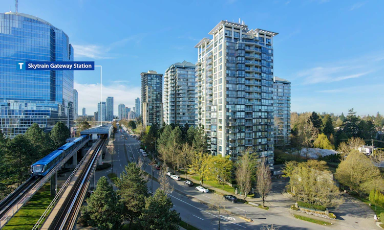 1706-10899 University Drive