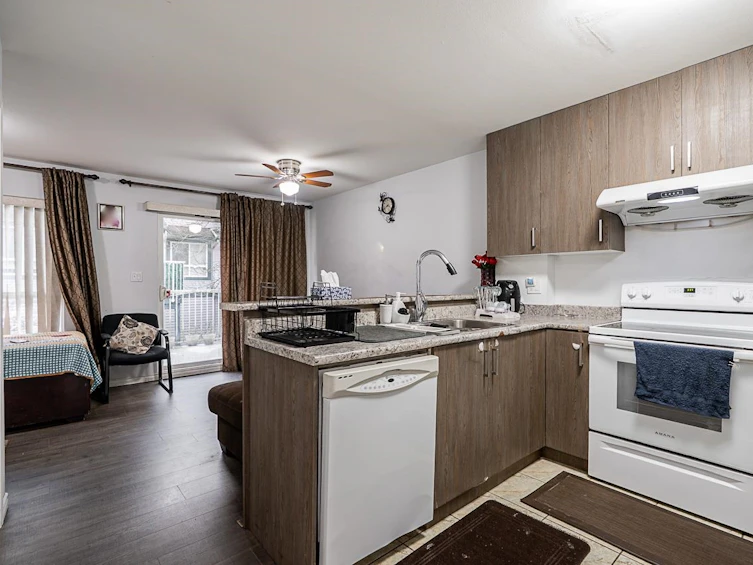 35-12730 66 Avenue, Surrey, BC, V3W 1P3 - 9