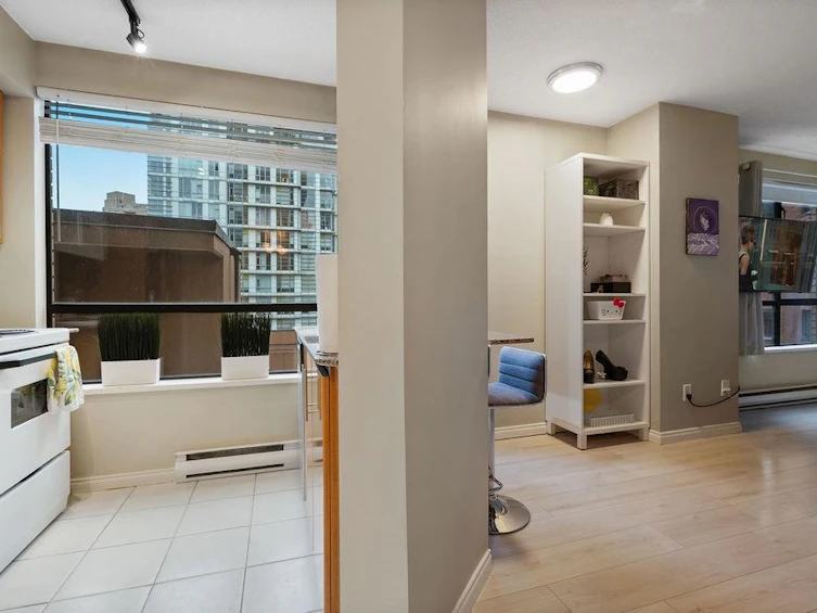 609-1189 Howe Street, Vancouver, BC, V6Z 2X4 - 5