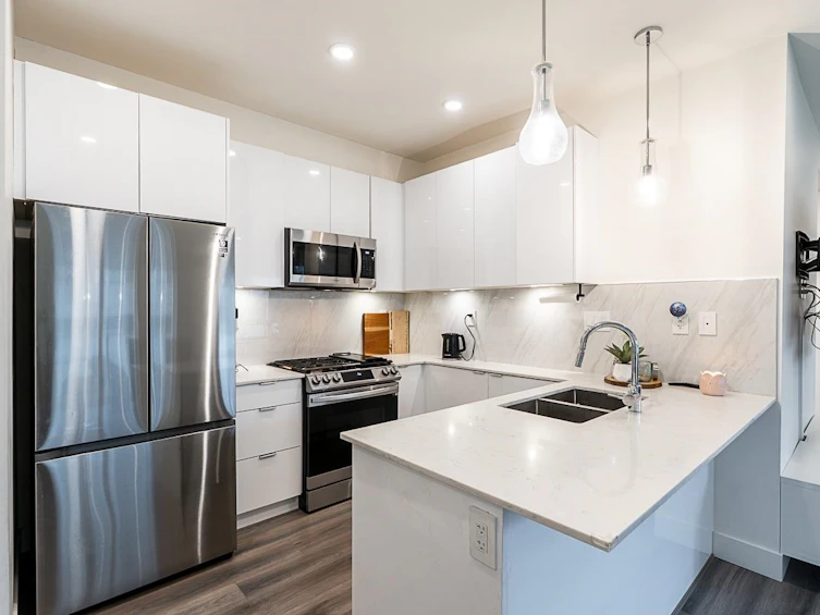 B315-8447 202 Street, Langley, BC, V2Y 4K2 - 6