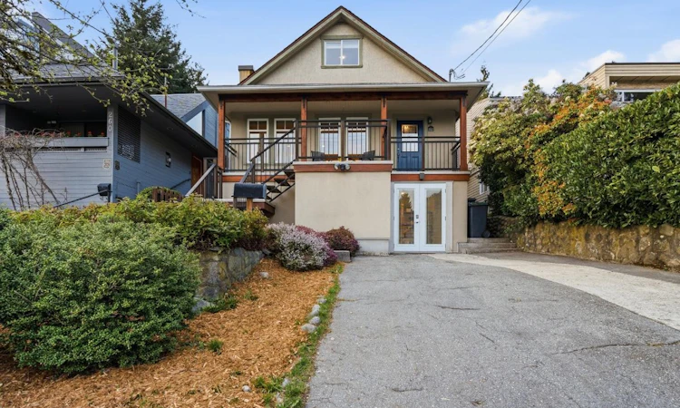 272 E Osborne Road
