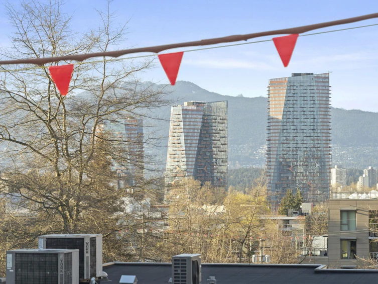 303-1633 W 8th Avenue, Vancouver, BC, V6J 5H7 - 24