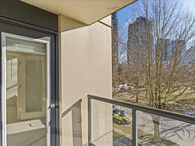 303-3588 Crowley Drive, Vancouver, BC, V5R 6H3 - 20