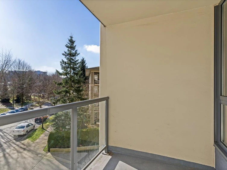 303-3588 Crowley Drive, Vancouver, BC, V5R 6H3 - 19