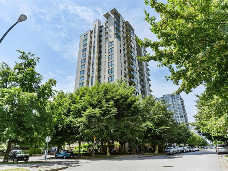 303-3588 Crowley Drive, Vancouver, BC, V5R 6H3 - 28