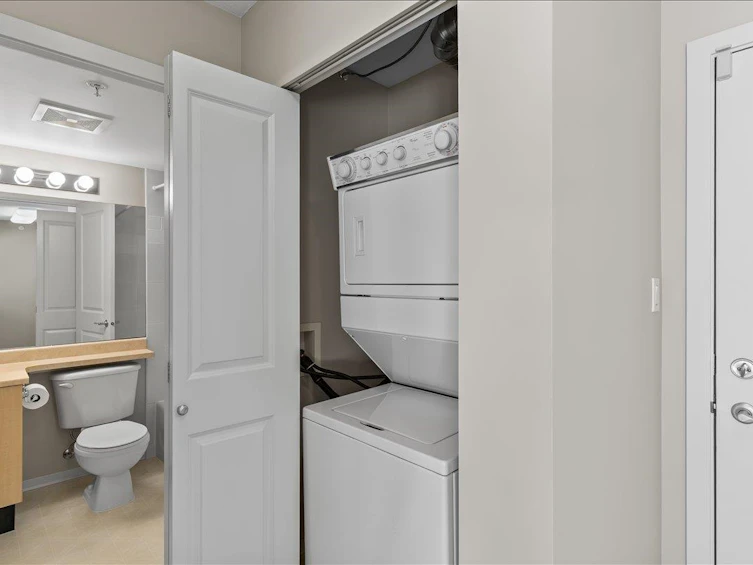 303-3588 Crowley Drive, Vancouver, BC, V5R 6H3 - 17