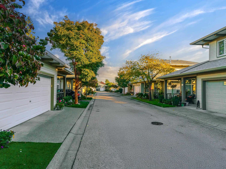 35-15188 62a Avenue, Surrey, BC, V3S 1W7