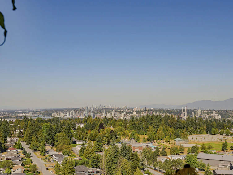 2204-10333 133 Street, Surrey, BC, V3T 0V1 - 22