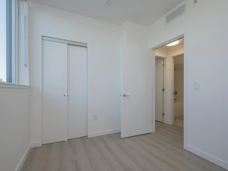 2204-10333 133 Street, Surrey, BC, V3T 0V1 - 31
