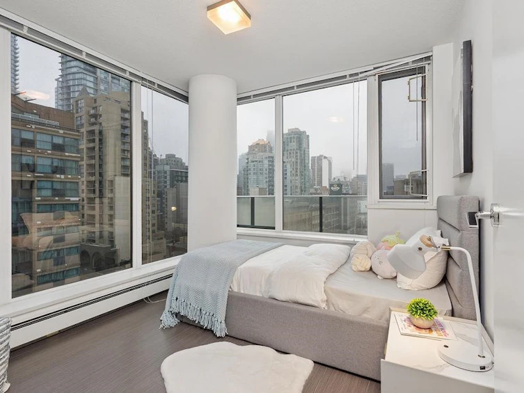 902-1325 Rolston Street, Vancouver, BC, V6B 0M2 - 18