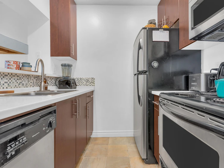 302-2330 Maple Street, Vancouver, BC, V6J 3T6 - 10
