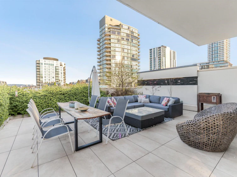 501-1510 W 6th Avenue, Vancouver, BC, V6J 1R2 - 4