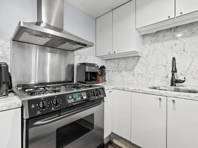 2709-501 Pacific Street, Vancouver, BC, V6Z 2X6 - 10