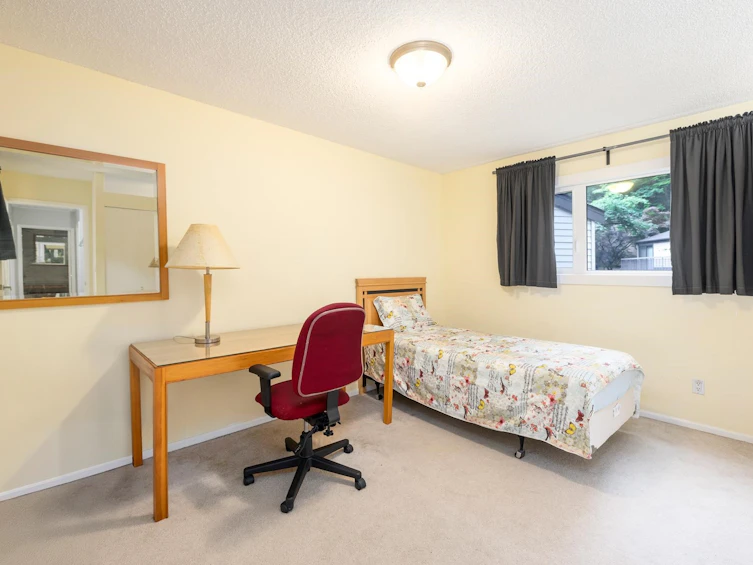 1135 Heritage Boulevard, North Vancouver, BC, V7J 3G8 - 19