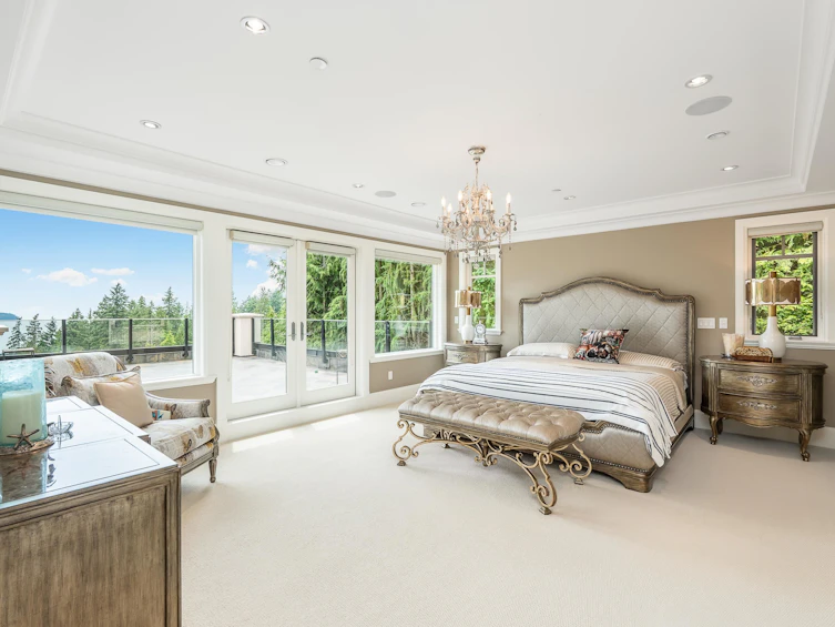 3918 Southridge Avenue, West Vancouver, BC, V7V 3J1 - 10