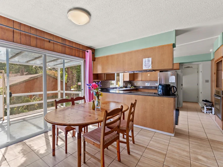4330 Salish Drive, Vancouver, BC, V6N 3M7 - 3