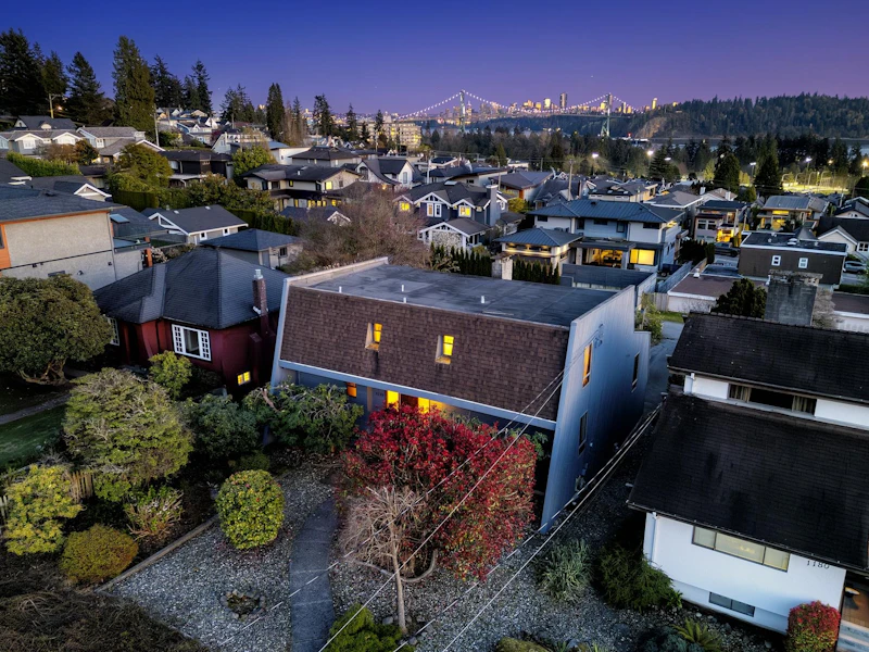1170 Fulton Avenue, West Vancouver BC V7T 1N5