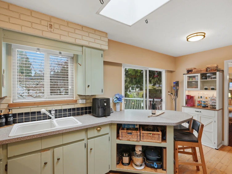 10523 Dunlop Road, Delta, BC, V4C 2L1 - 25