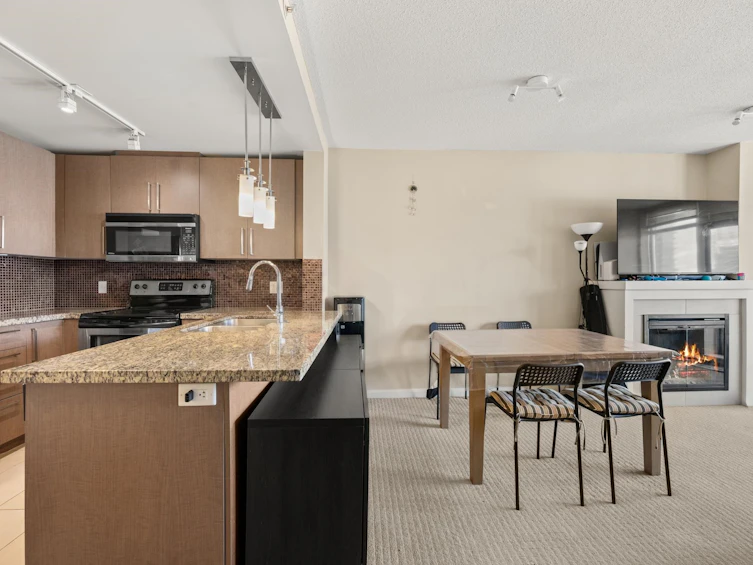3503-888 Carnarvon Street, New Westminster, BC, V3M 0C6 - 4