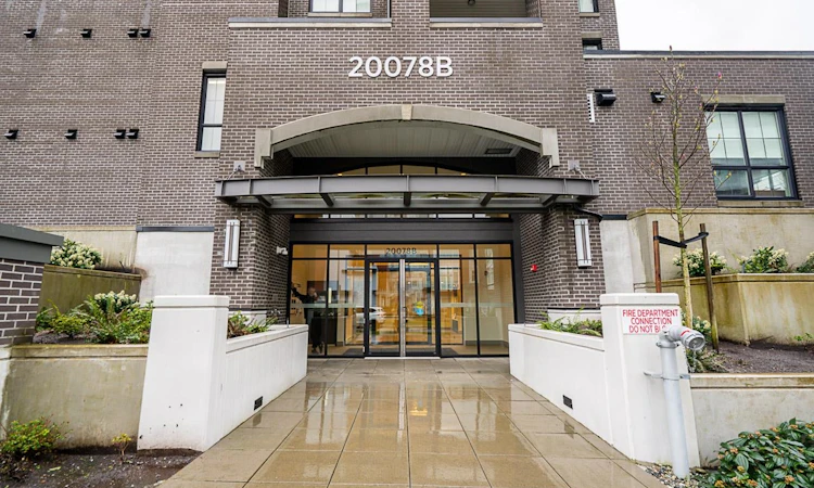 B607-20078 85 Avenue