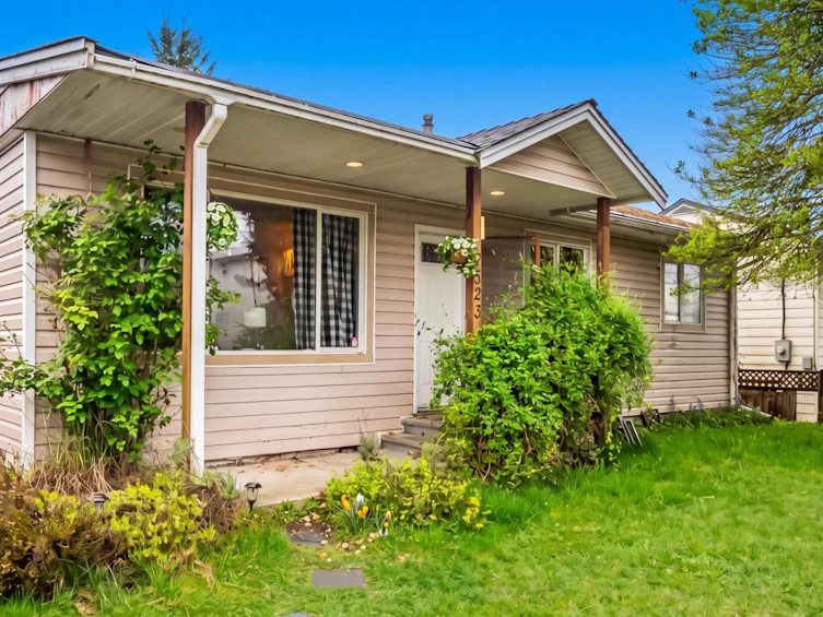 7523 Simon Street, Mission, BC, V2V 3E7