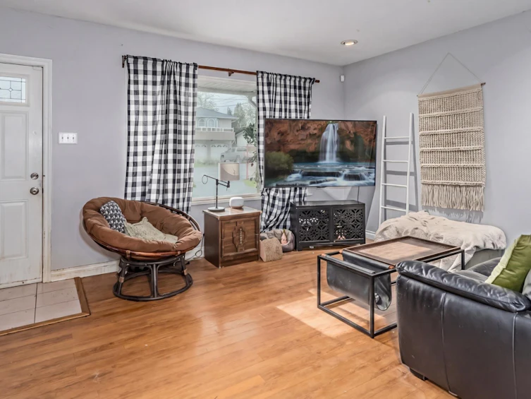 7523 Simon Street, Mission, BC, V2V 3E7 - 13