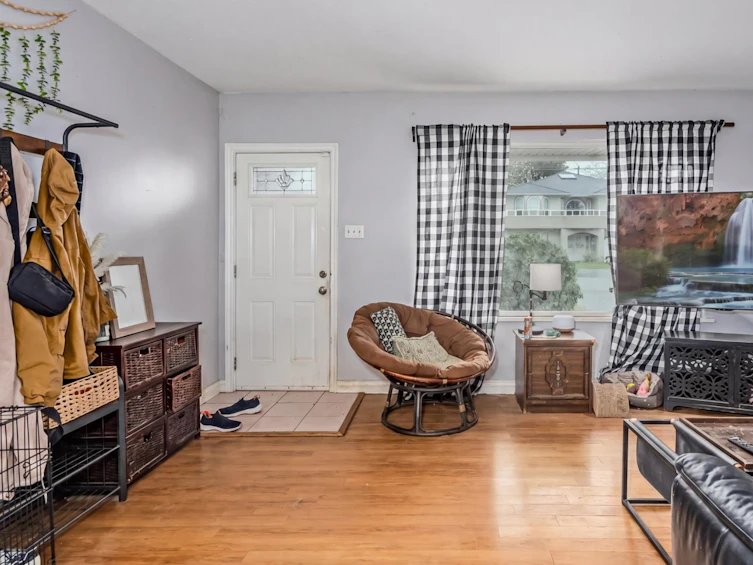 7523 Simon Street, Mission, BC, V2V 3E7 - 11