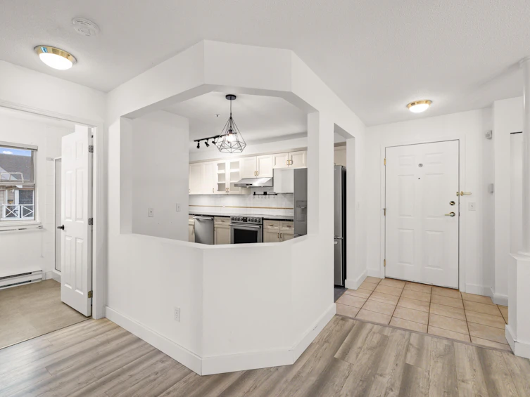 302-5556 201a Street, Langley, BC, V3A 8K5 - 18