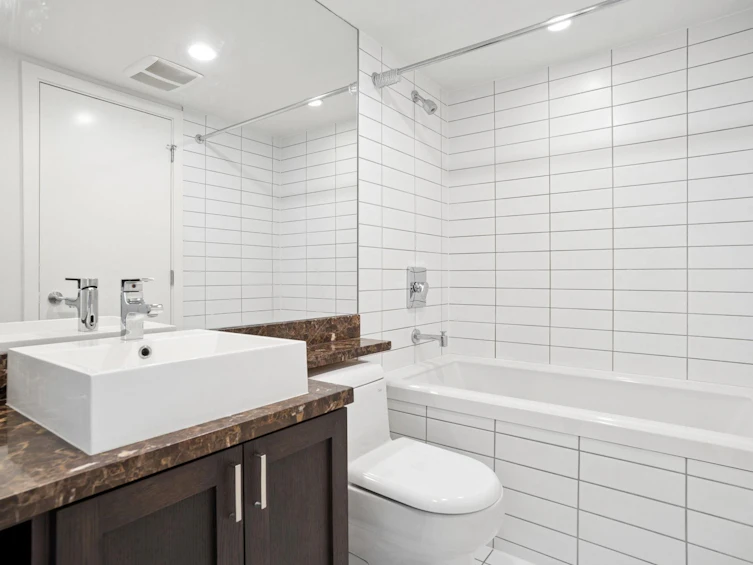 205-4815 Eldorado Mews, Vancouver, BC, V5R 0B2 - 9
