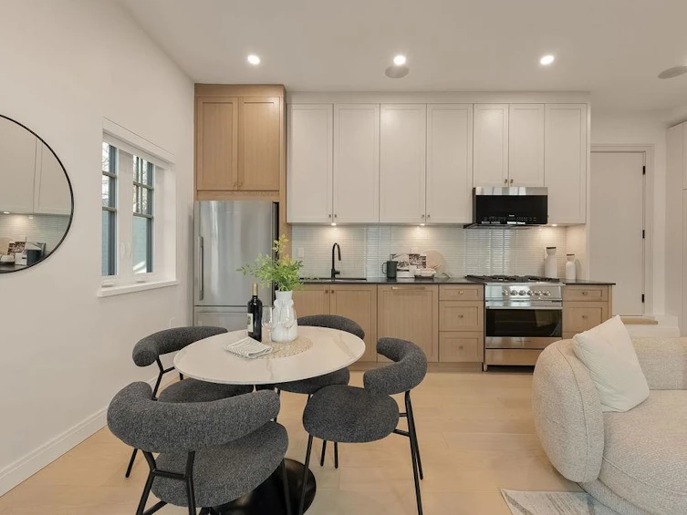 2544 Grant Street, Vancouver, BC, V5K 3G7 - 6