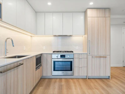 3304-6087 Wilson Avenue - 5