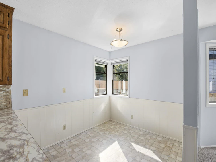 831 Myng Crescent, Harrison Hot Springs, BC, V0M 1K0 - 14