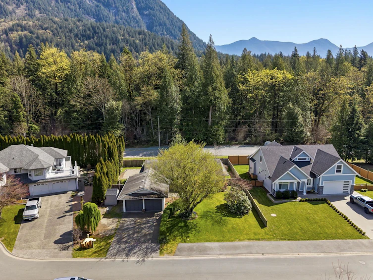 831 Myng Crescent, Harrison Hot Springs, BC, V0M 1K0 - 36