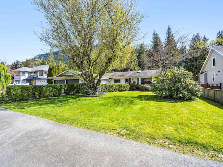 831 Myng Crescent, Harrison Hot Springs, BC, V0M 1K0