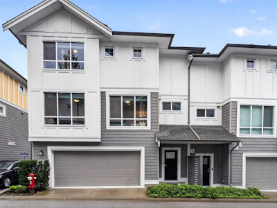 54-9688 162a Street - 2