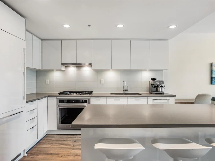 810-2388 Madison Avenue, Burnaby, BC, V5C 0K8 - 6