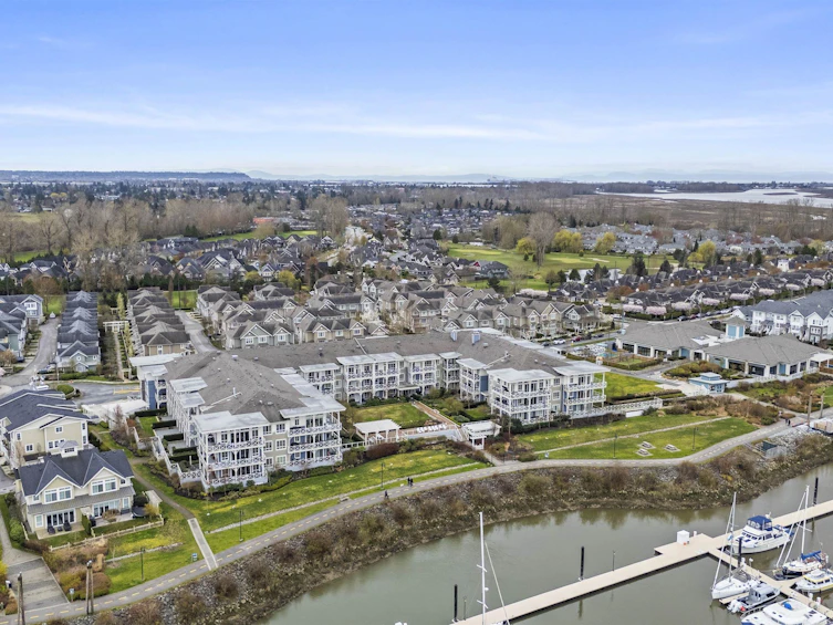220-5535 Admiral Way, Delta, BC, V4K 0E3 - 3