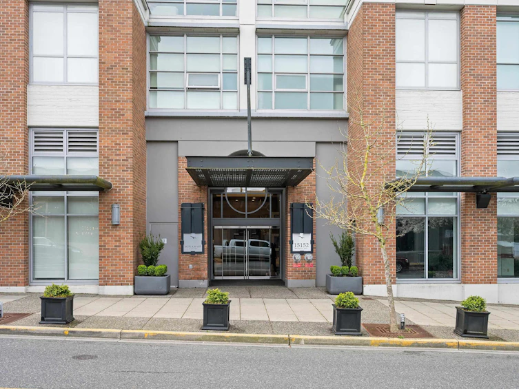 604-15152 Russell Avenue, Surrey, BC, V4B 0A3 - 3