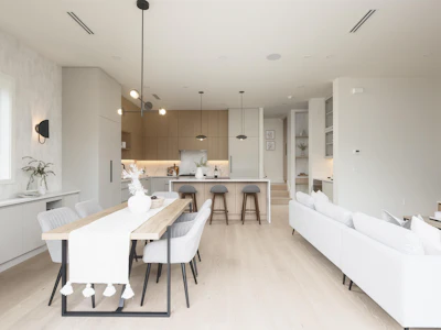 2-735 E 10th Avenue - 4