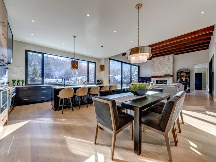 7313 Toni Sailer Lane, Whistler, BC, V8E 0E3 - 9