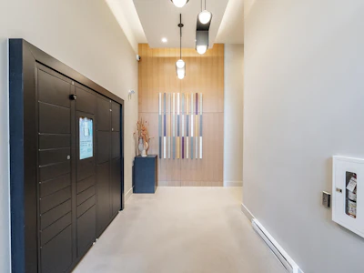 614-3075 Murray Street - 4