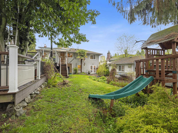3007 Noel Drive, Burnaby, BC, V3J 1J4 - 30