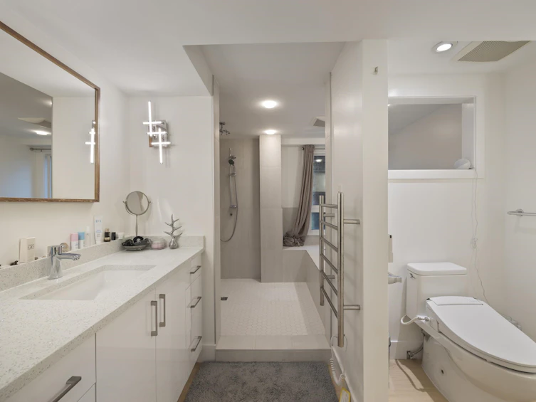 3007 Noel Drive, Burnaby, BC, V3J 1J4 - 23