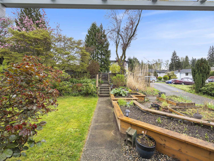 3007 Noel Drive, Burnaby, BC, V3J 1J4 - 4