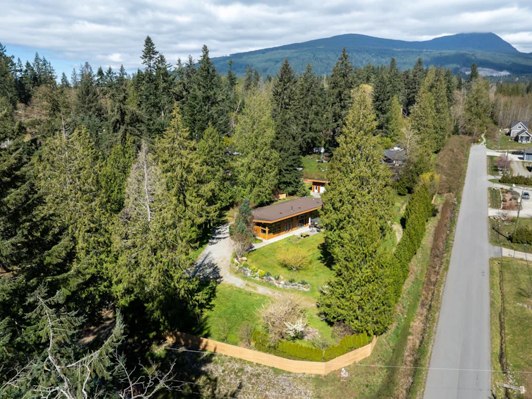990 Chaster Road, Gibsons, BC, V0N 1V4 - 37