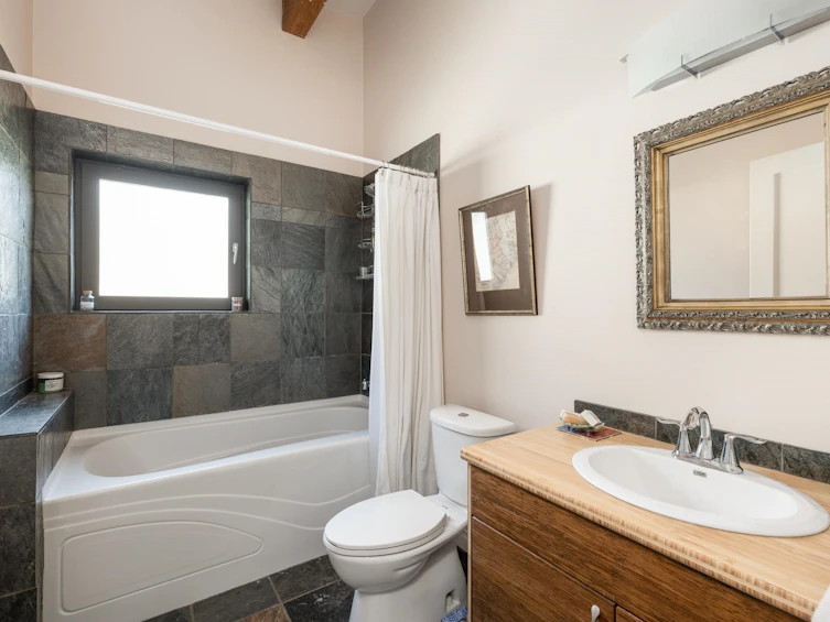 990 Chaster Road, Gibsons, BC, V0N 1V4 - 26