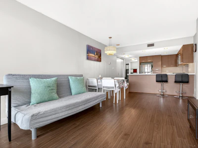 1706-8033 Saba Road - 5